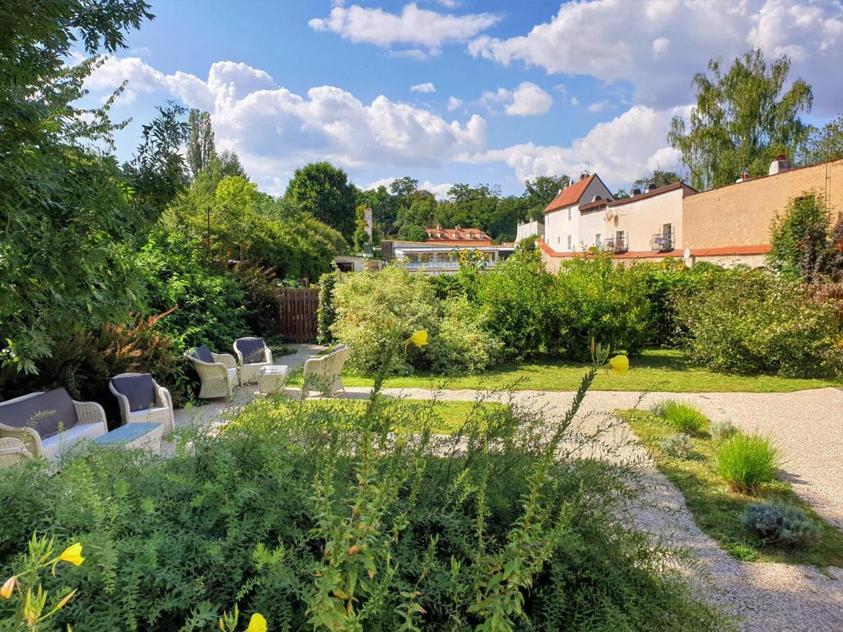 Garden Castle Apartment Prag